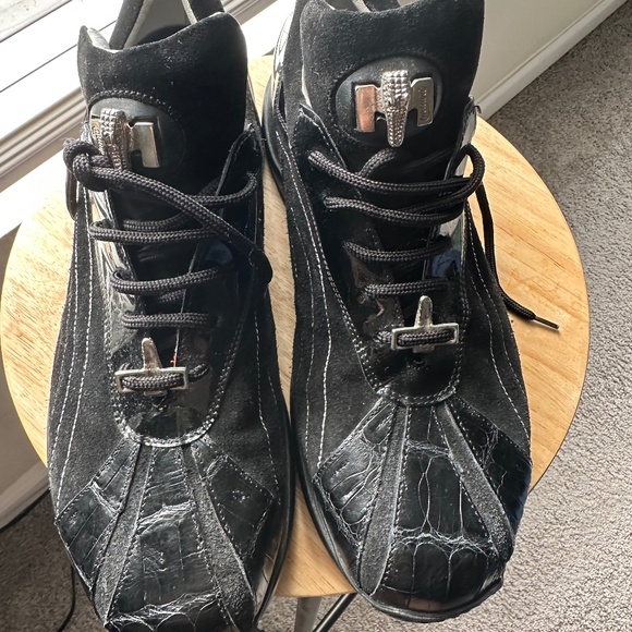 Only wore them once. Too busy to wear them - Picture 1 of 2